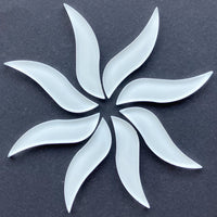 Golvende Bloemblaadjes Sneeuwwit