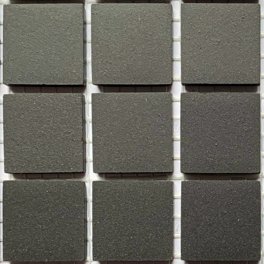 Winckelmans Noir – matt 20x20 mm mosaic tiles on mesh